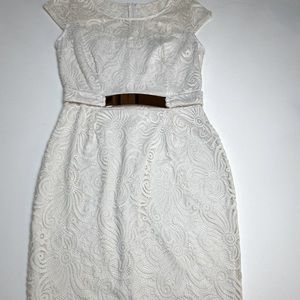 Vintage Scala Off White Floral Lace Faux Belt Gold Hardware Women’s size Large